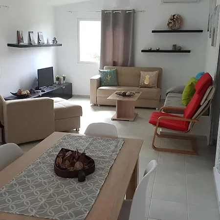 Kalithea Family House With 3 Bedrooms