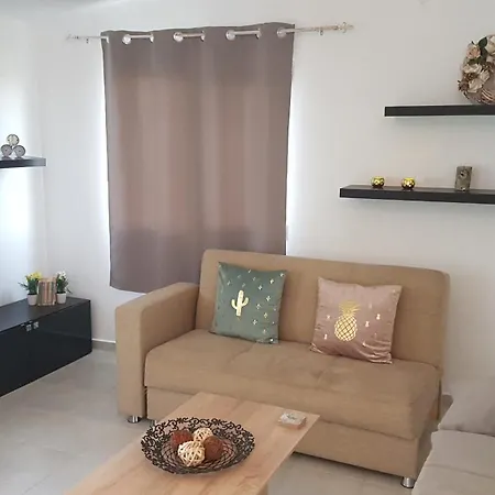 Kalithea Family House With 3 Bedrooms
