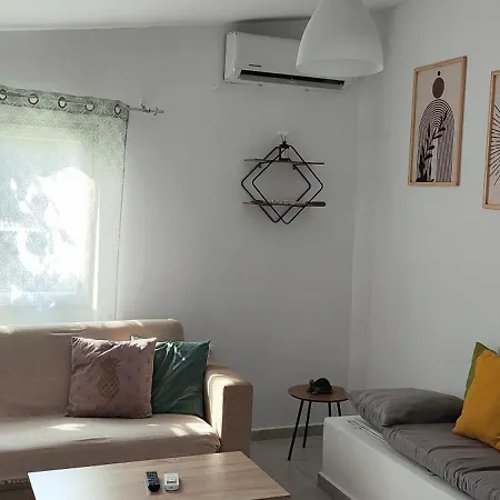 Kalithea Family House With 3 Bedrooms Дом отдыха
