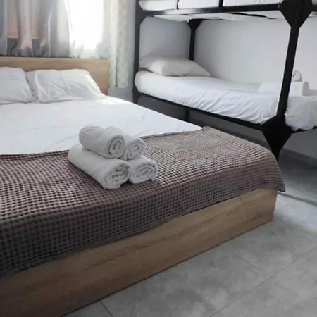 Kalithea Family House With 3 Bedrooms Semesterbostad