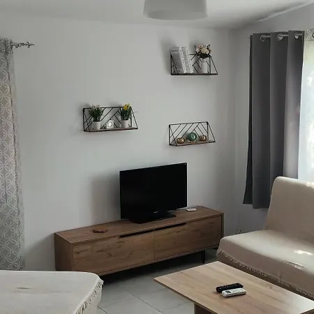 Kalithea Family House With 3 Bedrooms Дом отдыха Kallithea (Chalkidiki)