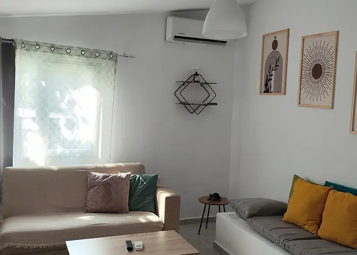 Kalithea Family House With 3 Bedrooms Semesterbostad